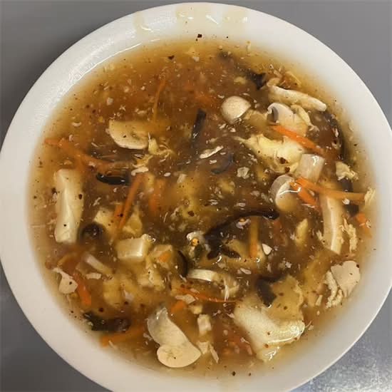 Hot & Sour Soup (L) 酸辣汤 (L)
